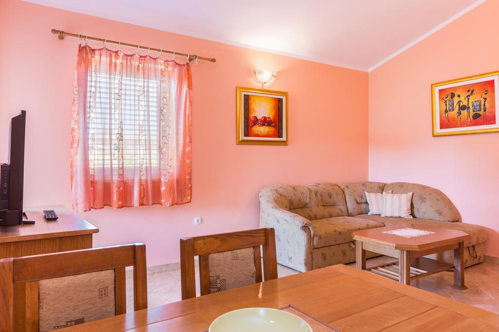 Apartments Villa Orange Medulin Zewnętrze zdjęcie